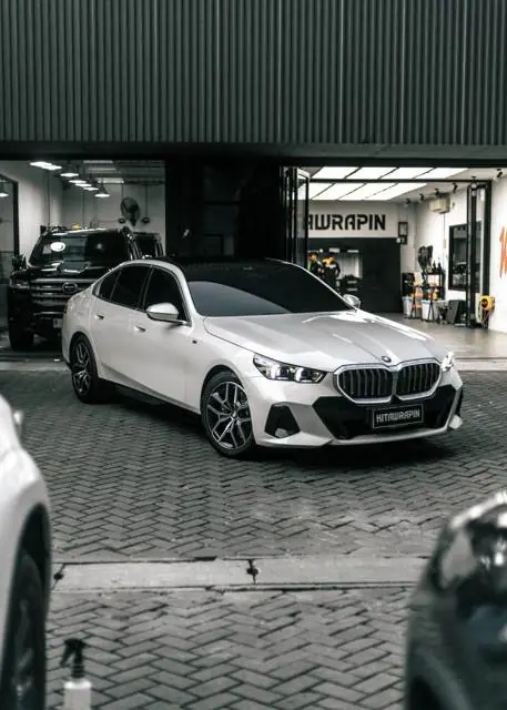 PPF Mobil BMW 520i warna Putih — Kitawrapin
