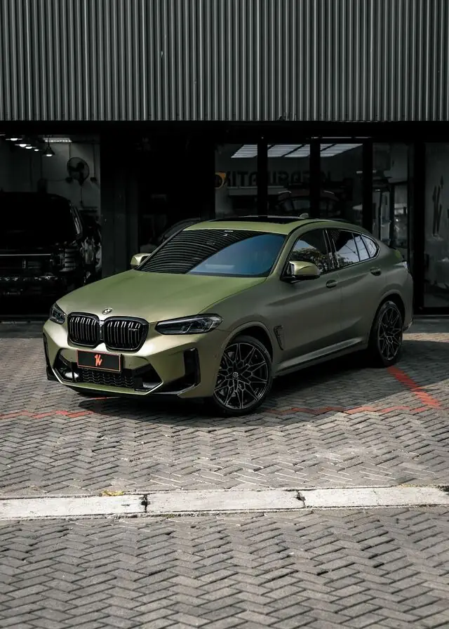 Color Wrap BMW X4M Proteger Matte Ghost Metallic Dark Green — Kitawrapin