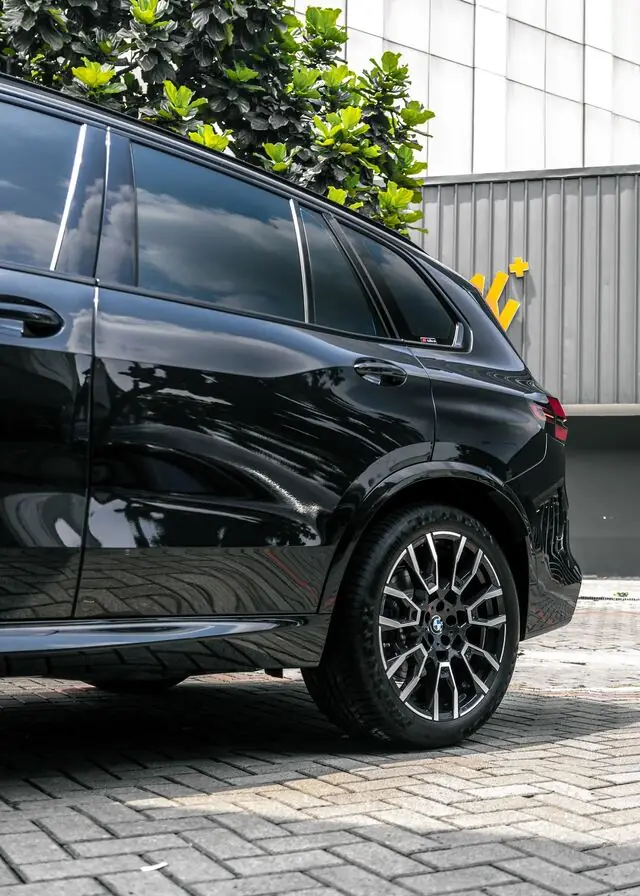 PPF Mobil BMW X5 warna Hitam — Kitawrapin