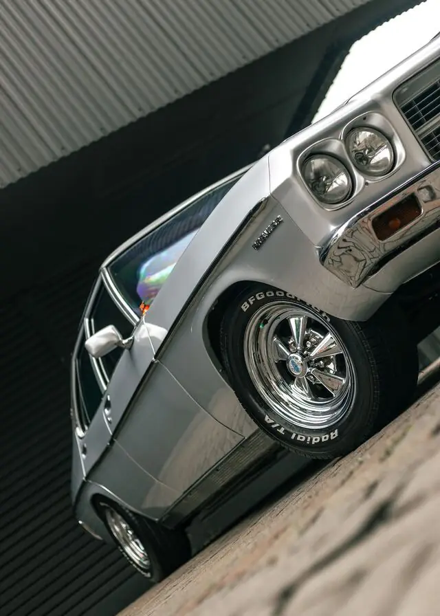Color Wrap Holden Premiere HQ Fanchi Silver Metallic — Kitawrapin