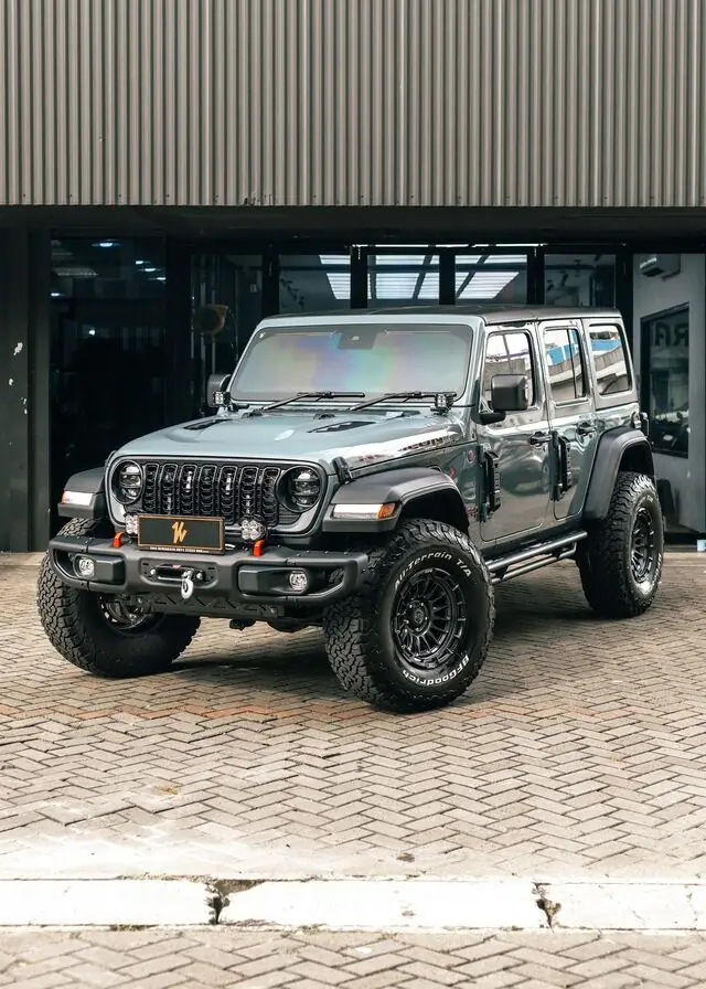 PPF Mobil Jeep Rubicon warna Biru — Kitawrapin