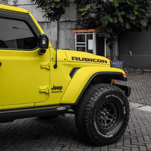 PPF Mobil Jeep Rubicon warna Kuning — Kitawrapin