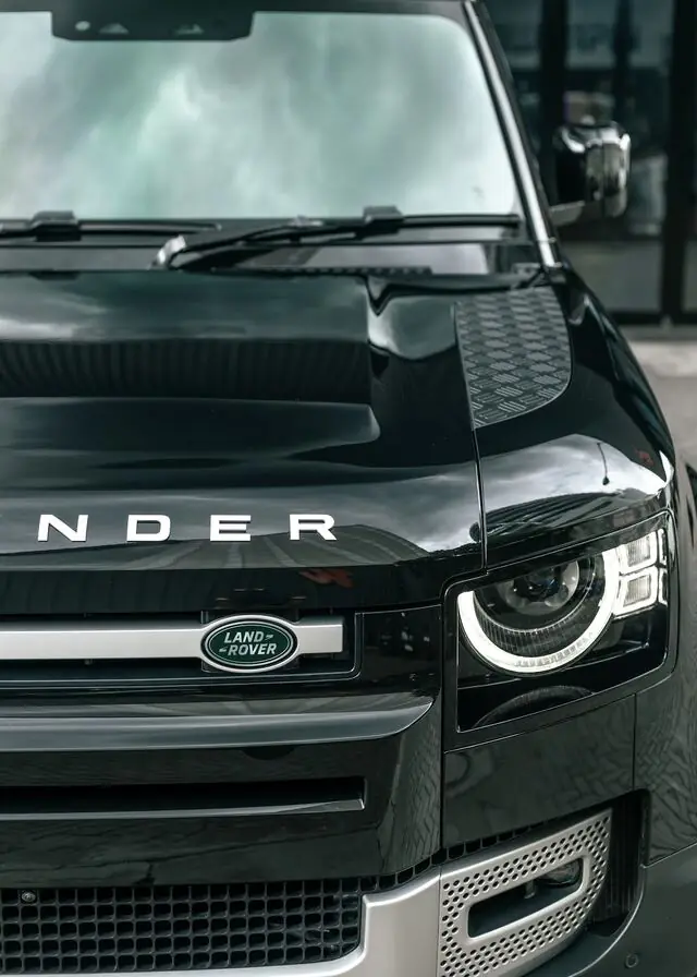 PPF Mobil LandRover Defender110 warna Hitam — Kitawrapin