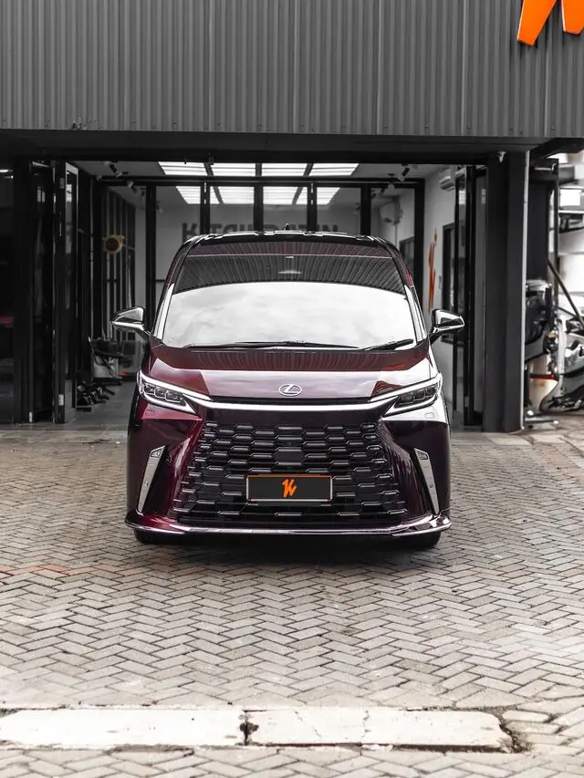 PPF Mobil Lexus LM350 warna Merah — Kitawrapin