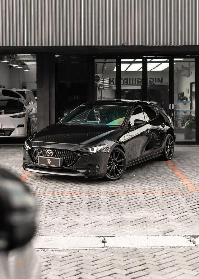 PPF Mobil Mazda 3 warna Hitam — Kitawrapin