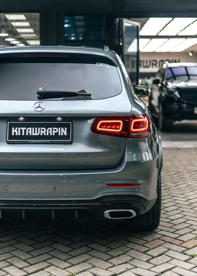 PPF Mobil Mercedes Benz GLC200 warna Abu-abu — Kitawrapin