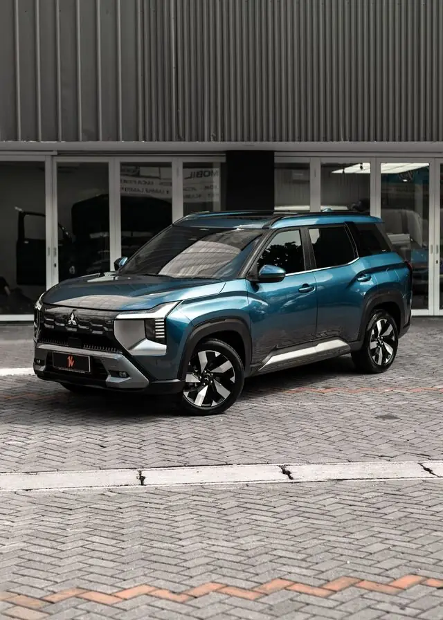 PPF Mobil Mitsubishi Destinator warna Biru — Kitawrapin