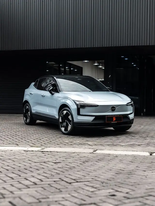 PPF Mobil Volvo EX30 warna Putih — Kitawrapin